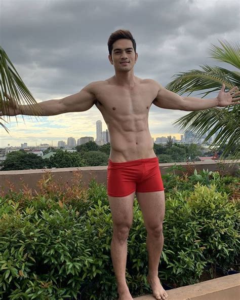 chinupa sa kotse|Gwapong Pinoy Chinupa Gay Porn Videos .